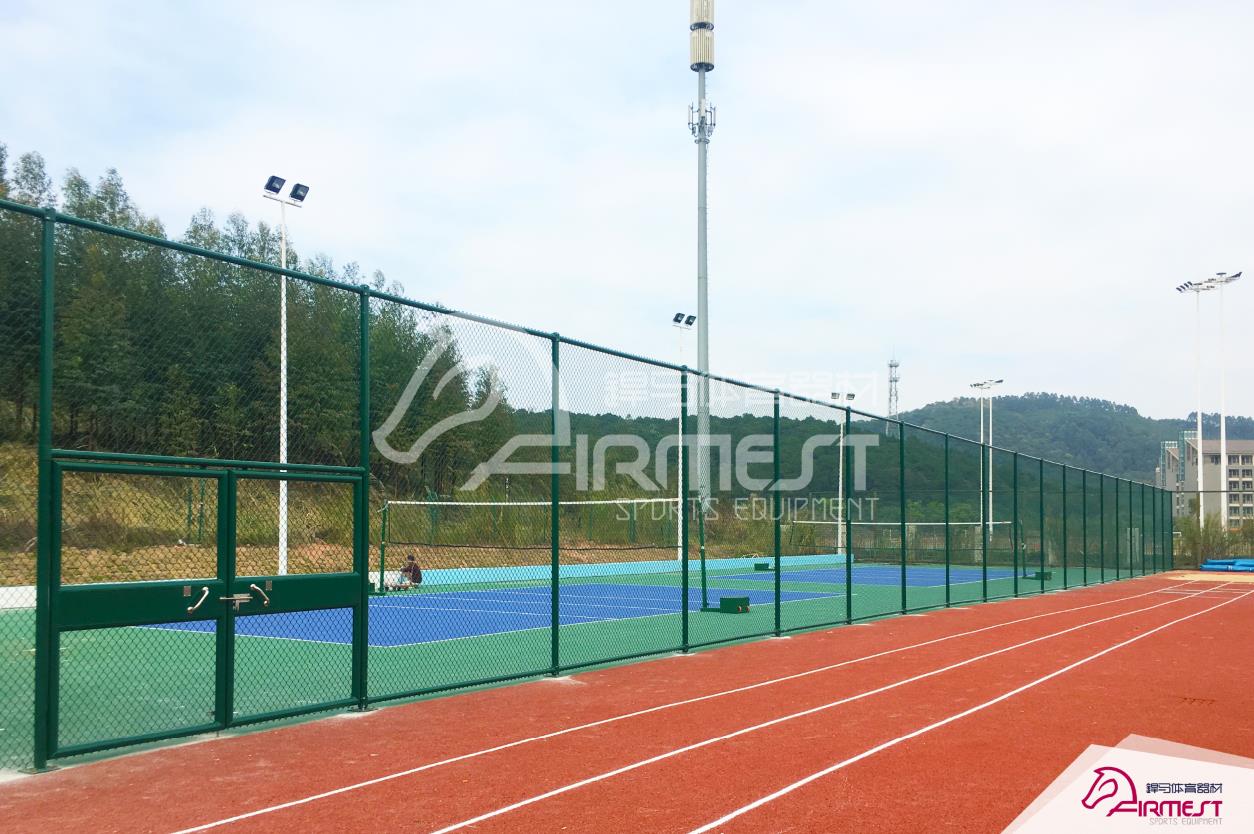 一片羽毛球运动场地的使用及器材配套标准,一起来涨知识!